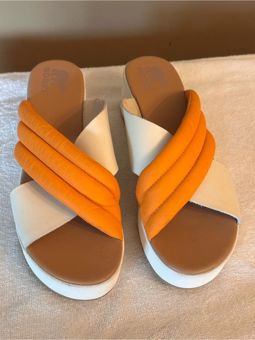 Sorel Roaming Crisscross Platform Slide Sandals Women’s 12 Orange/Cream Leather
